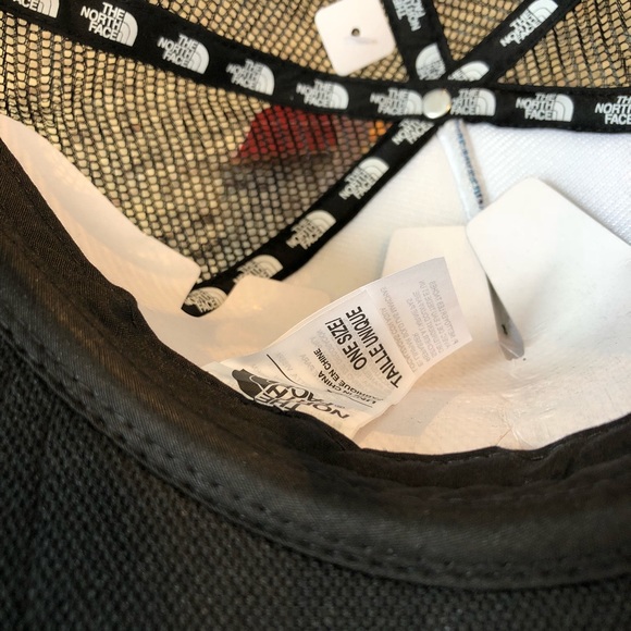 The North Face Photobomb Hat - Picture 6 of 7